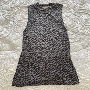 Banana Republic Grey Leopard Sleeveless Top Medium